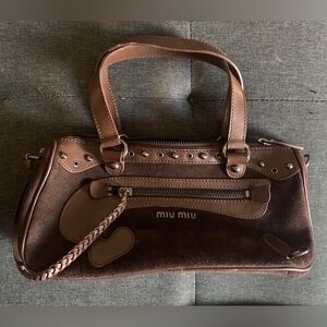 Miu Miu Vintage Suede Bag 🐻🤎